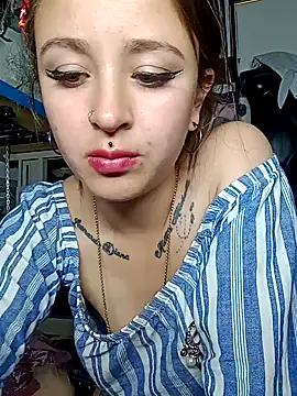 Tatii-Bunny online show from 13, 9, 2025