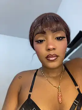 zaracollins01 online show from 25, 7, 2026