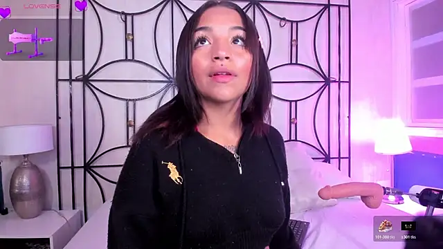 Manelyk evanss  online show from 19, 4, 2026