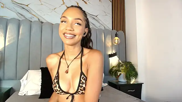 aylacallowey online show from 21, 7, 2026