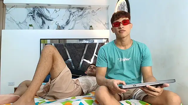 Snapshot of GRETTY_BOYS chatting on 10, 10, 2025 GRETTY BOYS online show from 10, 10, 2025