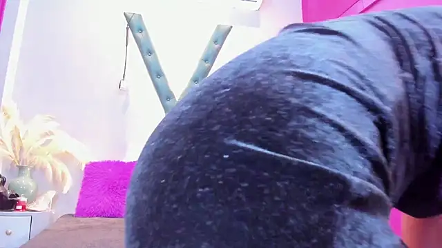 AtheneaBrownn online show from 28, 2, 2026