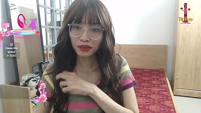  Rin hot online show from 10, 11, 2025