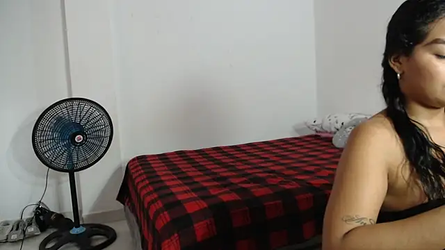 MichellSexxx online show from 27, 10, 2025