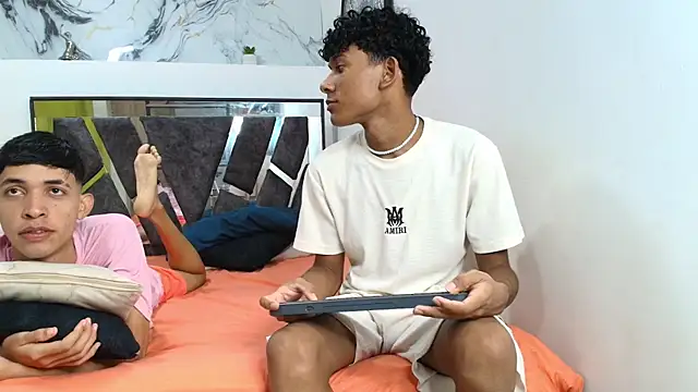 LONDON BOYS1 online show from 14, 11, 2025