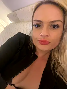 Seductive-SkyeXXX online show from 16, 9, 2025