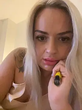 Seductive-SkyeXXX online show from 14, 9, 2025