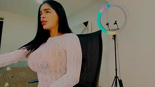fitnessmommy online show from 4, 10, 2025