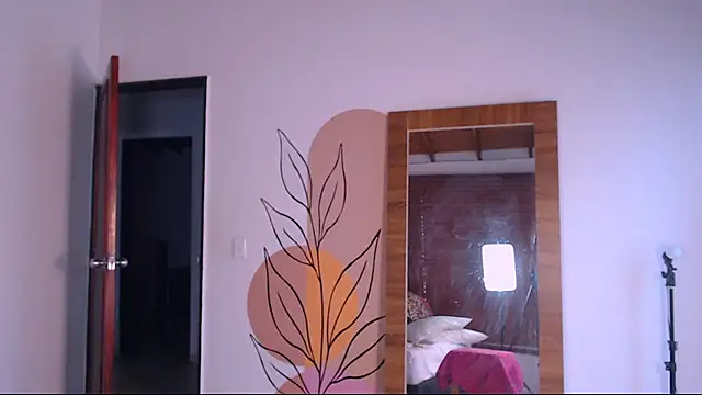 Snapshot of dakota_leen chatting on 7, 11, 2025 dakota leen online show from 7, 11, 2025