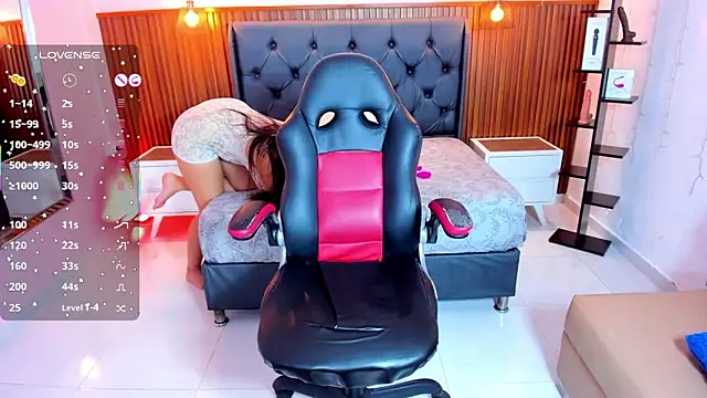 ladymercury1 online show from 6, 1, 2026