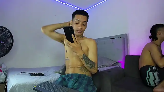 twinkDuohot online show from 15, 5, 2026