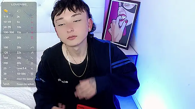 Snapshot of x_karloss_x chatting on 10, 9, 2025 x karloss x online show from 10, 9, 2025