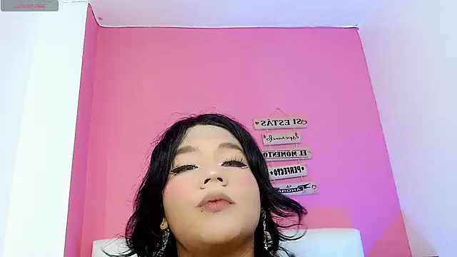 Snapshot of x_karloss_x chatting on 31, 10, 2025 x karloss x online show from 31, 10, 2025