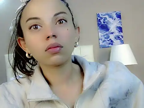 Perla vonrose online show from 18, 9, 2025