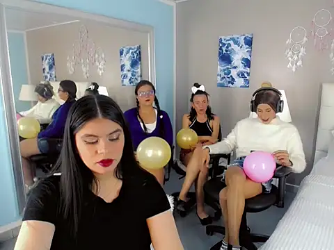 Perla vonrose online show from 13, 9, 2025