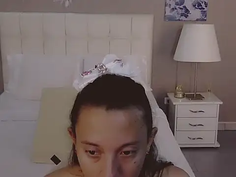 Perla vonrose online show from 22, 9, 2025