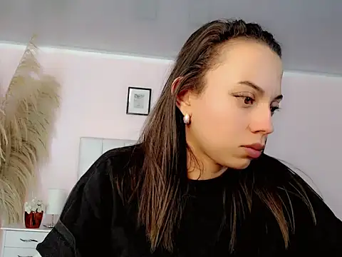 Perla vonrose online show from 30, 9, 2025