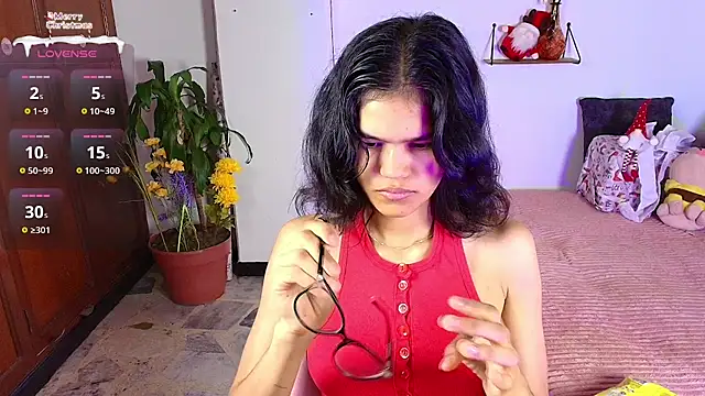 emycarver09 online show from 17, 11, 2025