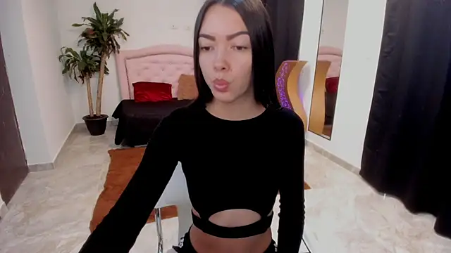 Snapshot of fox_valerie chatting on 28, 11, 2025 fox valerie online show from 28, 11, 2025