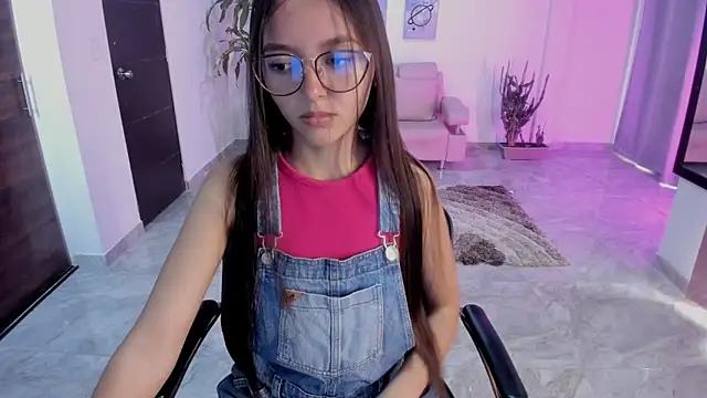 bella fox 1 online show from 4, 3, 2026