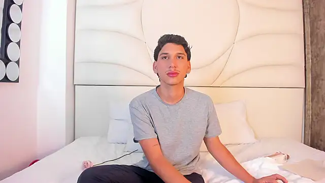axel alvareez online show from 26, 9, 2025