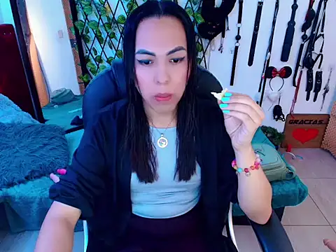 missblu online show from 19, 10, 2025