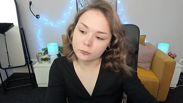 Snapshot of Sophi_gi chatting on 10, 9, 2025 Sophi gi online show from 10, 9, 2025
