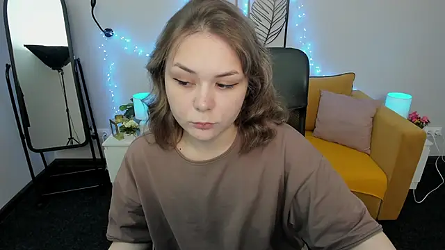 Snapshot of Sophi_gi chatting on 18, 9, 2025 Sophi gi online show from 18, 9, 2025