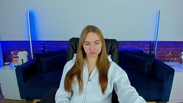 MilaAddams online show from 6, 2, 2026