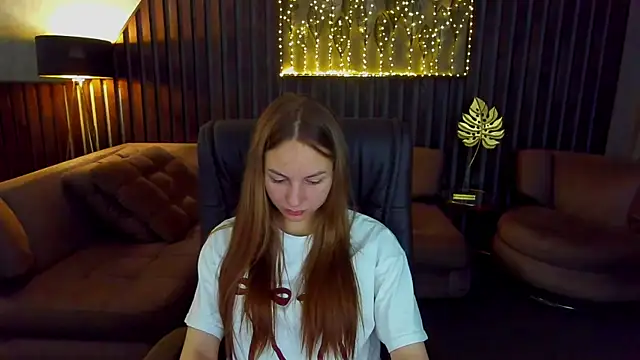 MilaAddams online show from 3, 7, 2026