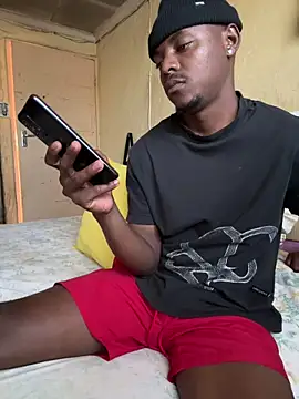 Snapshot of Hluga_25 chatting on 2, 5, 2026 Hluga 25 online show from 2, 5, 2026