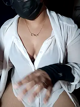 Sexy Anshika online show from 17, 7, 2026