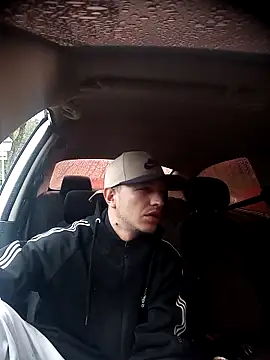 Snapshot of DebutingPathway chatting on 12, 10, 2025 DebutingPathway online show from 12, 10, 2025