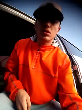 Snapshot of DebutingPathway chatting on 24, 10, 2025 DebutingPathway online show from 24, 10, 2025