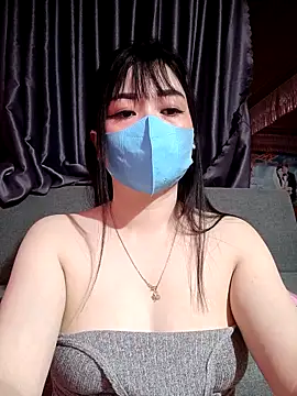 ChunkyLy online show from 18, 9, 2025