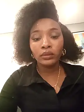 Snapshot of freakynyashXxXx chatting on 3, 10, 2025 freakynyashXxXx online show from 3, 10, 2025