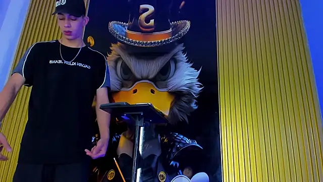 Dante Brown1  online show from 8, 11, 2025