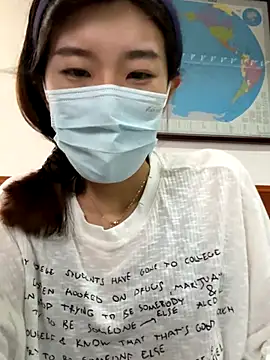 Snapshot of Lulu125216 chatting on 11, 9, 2025 Lulu125216 online show from 11, 9, 2025