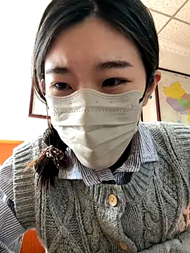 Lulu125216 online show from 20, 11, 2025