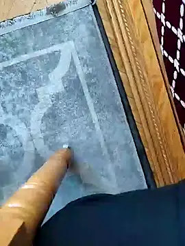 Snapshot of Yazaza1999 chatting on 28, 10, 2025 Yazaza1999 online show from 28, 10, 2025