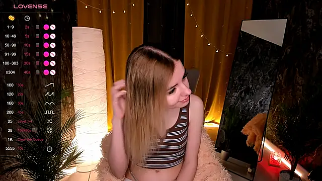 LillianShine online show from 3, 4, 2026