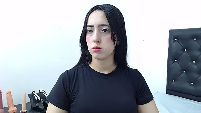 ivorynoir online show from 18, 4, 2026