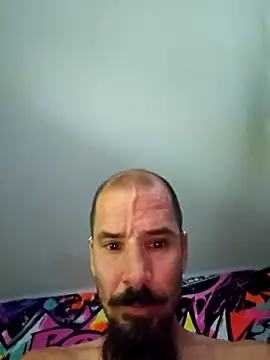 Snapshot of Ti-Pig chatting on 16, 10, 2025 Ti-Pig online show from 16, 10, 2025