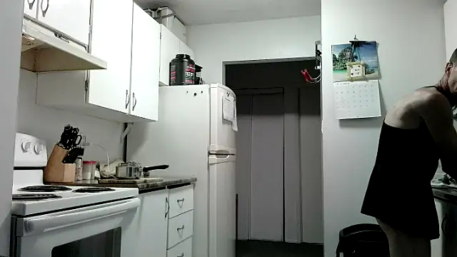 Snapshot of Ti-Pig chatting on 9, 10, 2025 Ti-Pig online show from 9, 10, 2025