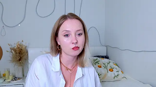 CandiceKingz online show from 28, 9, 2025