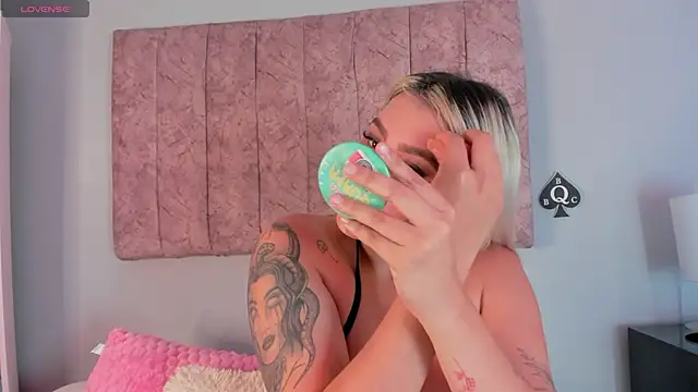 naomi sanz online show from 18, 10, 2025