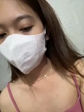 Snapshot of Zinzin9x chatting on 9, 9, 2025 Zinzin9x online show from 9, 9, 2025