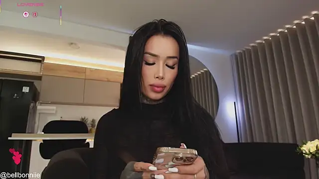 Snapshot of belllbonniie chatting on 31, 7, 2026 belllbonniie online show from 31, 7, 2026