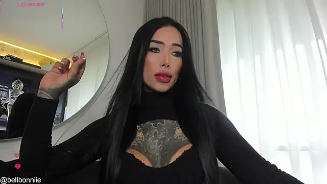 Snapshot of belllbonniie chatting on 19, 7, 2026 belllbonniie online show from 19, 7, 2026