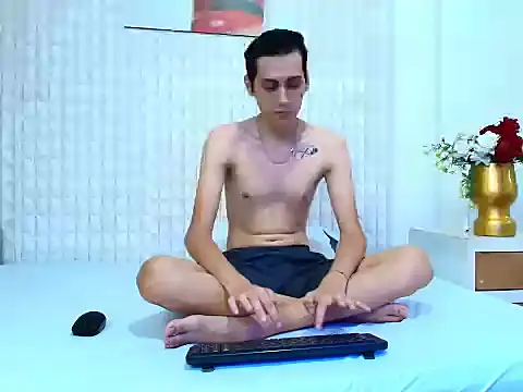 LuigiMarchetti online show from 8, 10, 2025